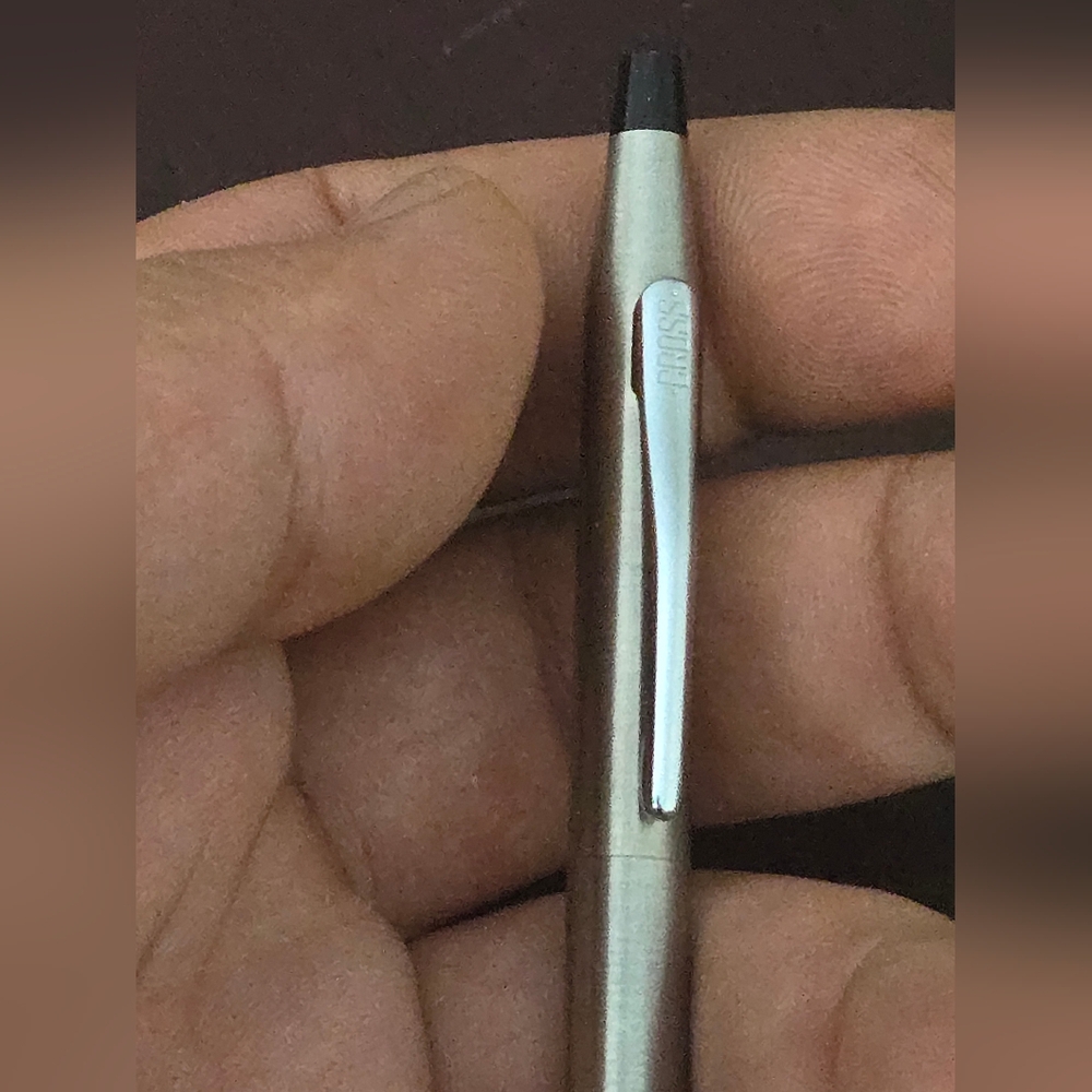 Silver Cross Pen - Picture 5 of 5